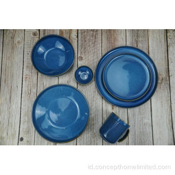 Makan malam stoneware berlapis kaca reaktif diatur dengan warna biru berbintang